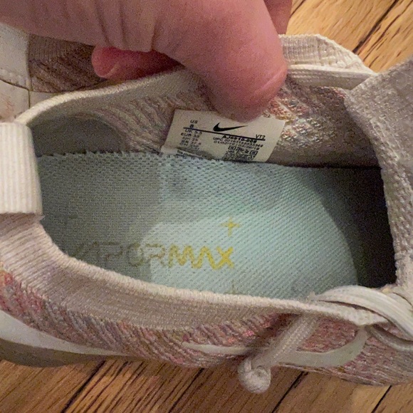 Nike Womens Vapormax sneakers - Picture 5 of 7